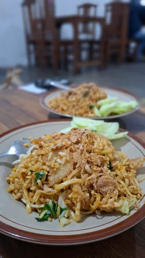 Nasi Goreng Pojok Pak Sakur di Salatiga dan sekitarnya